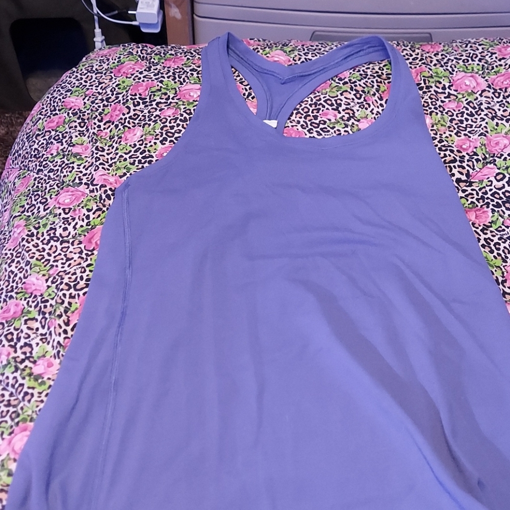 Lululemon tanktop